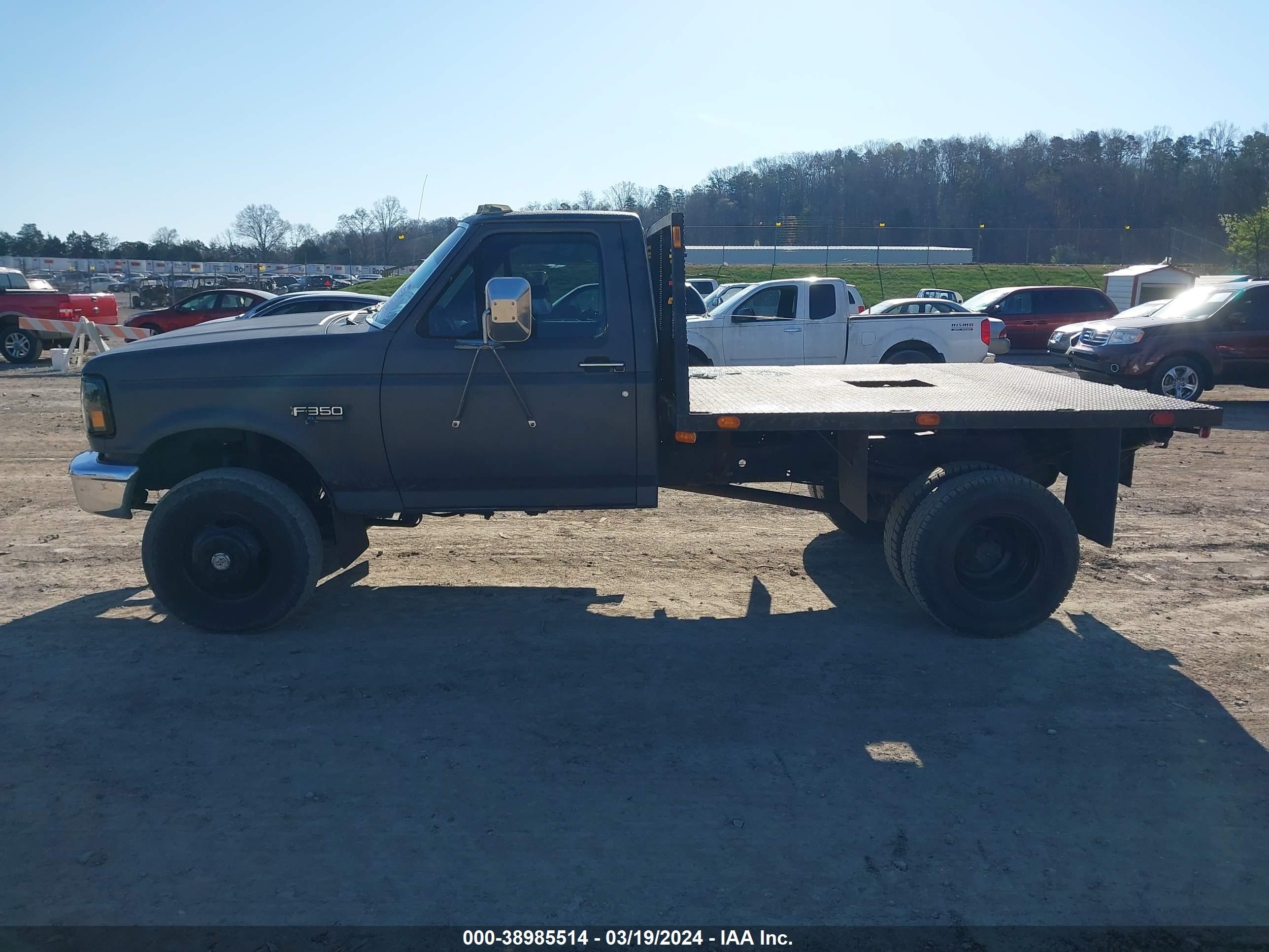 Photo 14 VIN: 1FDKF38M9PNA85980 - FORD F350 