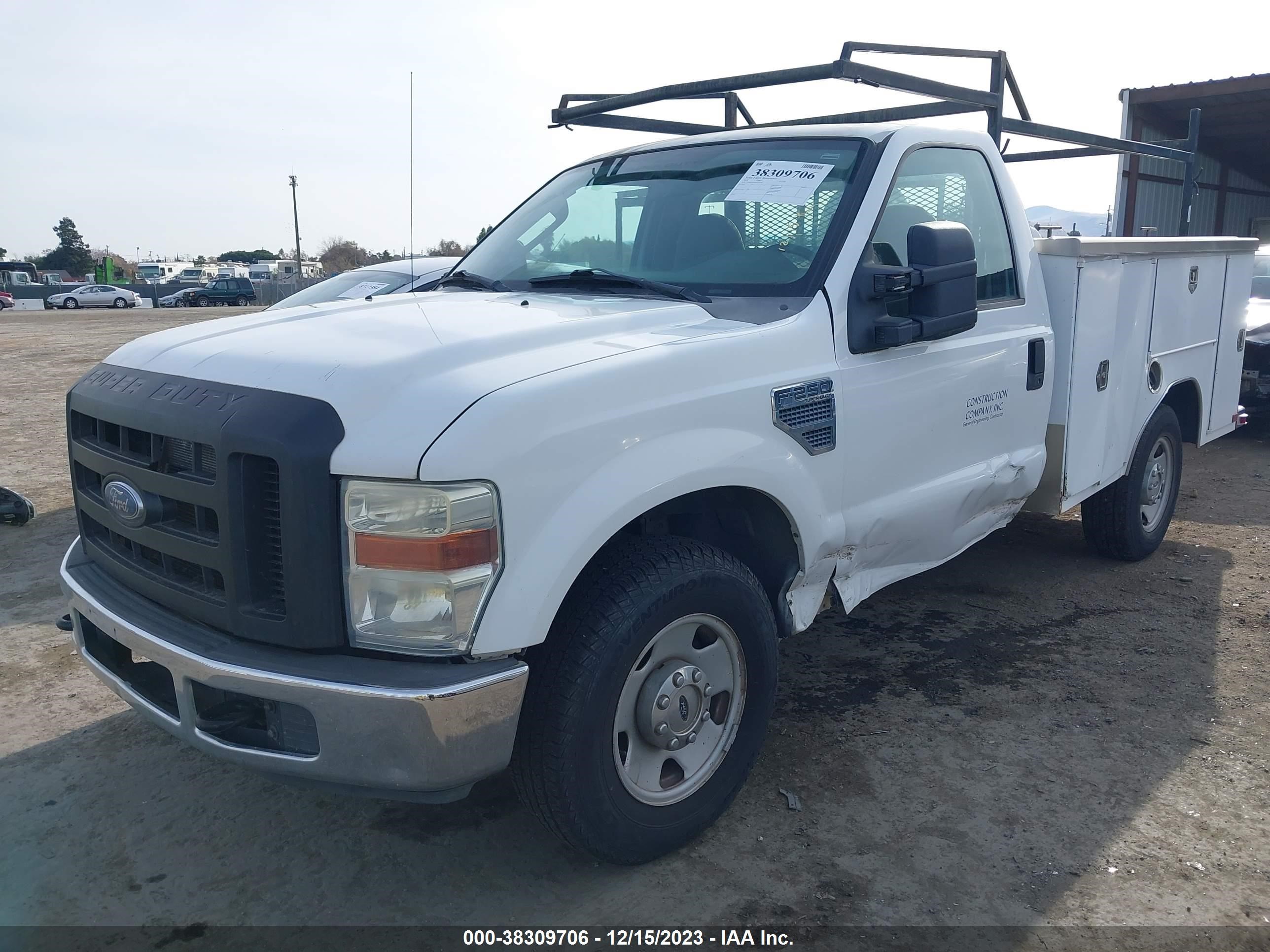 Photo 5 VIN: 1FDNF205X8EA36705 - FORD F250 