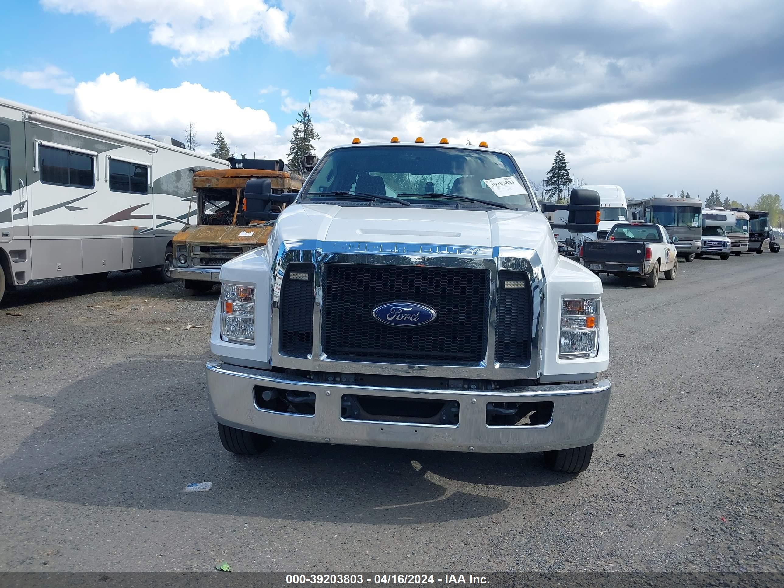 Photo 14 VIN: 1FDNX6AY8HDB10139 - FORD NULL 