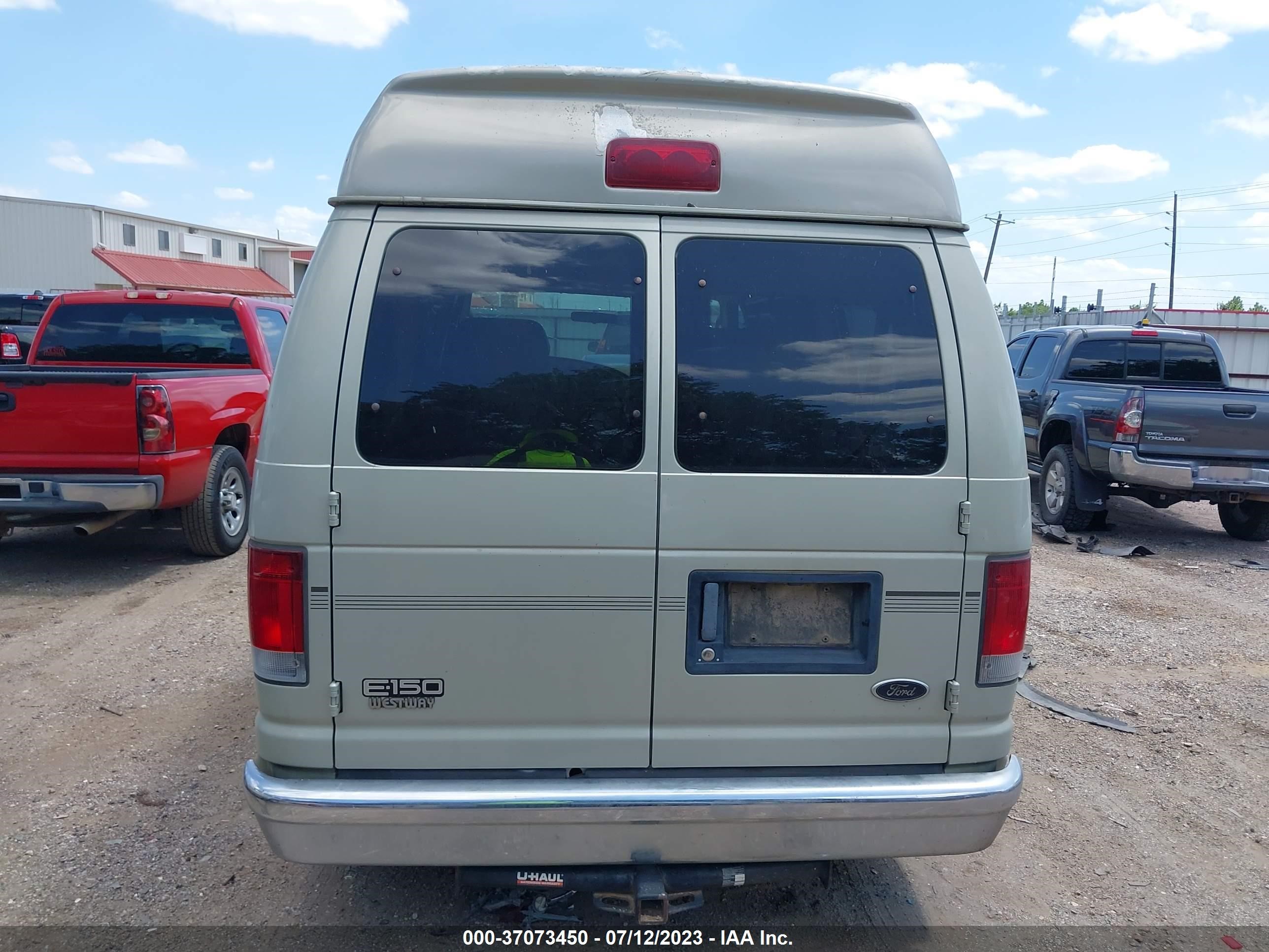 Photo 15 VIN: 1FDRE14L35HB44679 - FORD ECONOLINE 