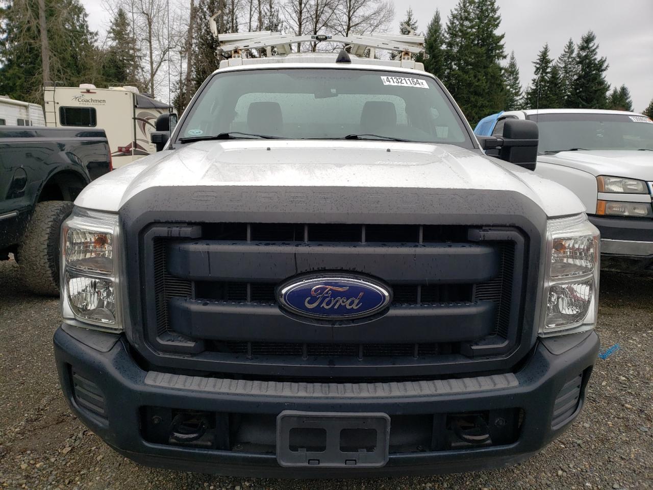 Photo 4 VIN: 1FDRF3A60DEB92146 - FORD F350 