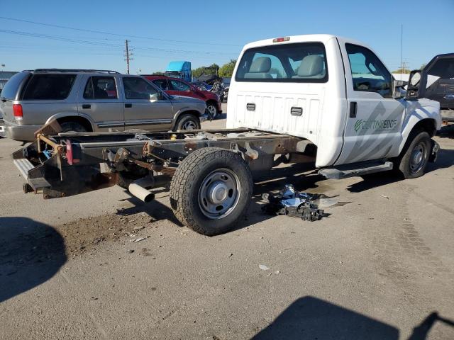 Photo 2 VIN: 1FDRF3E63BEA64104 - FORD F350 SUPER 