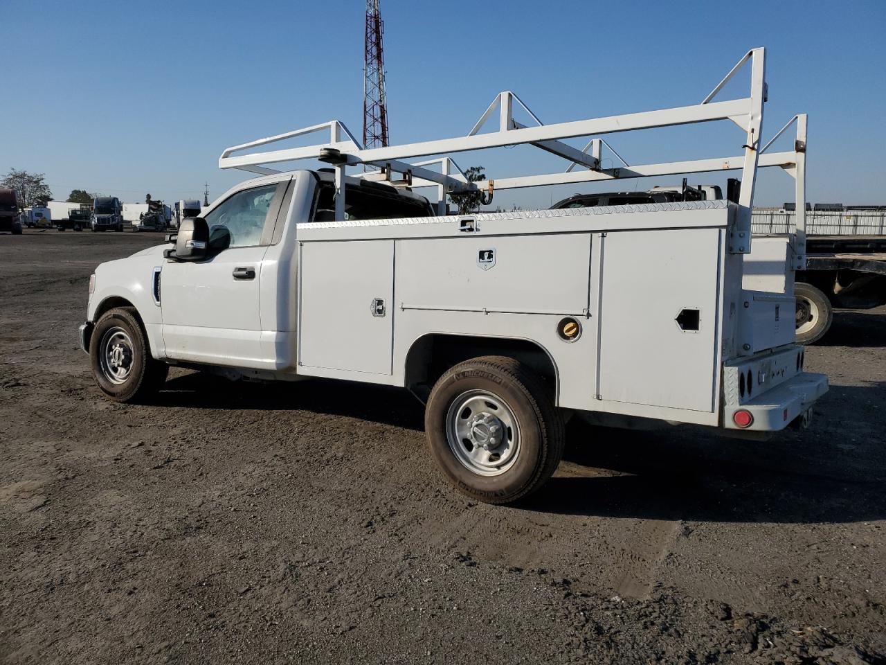 Photo 1 VIN: 1FDRF3E69LEE53332 - FORD F350 