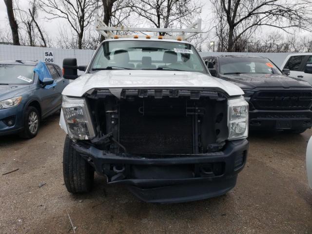 Photo 4 VIN: 1FDRF3F63FEB22359 - FORD F350 