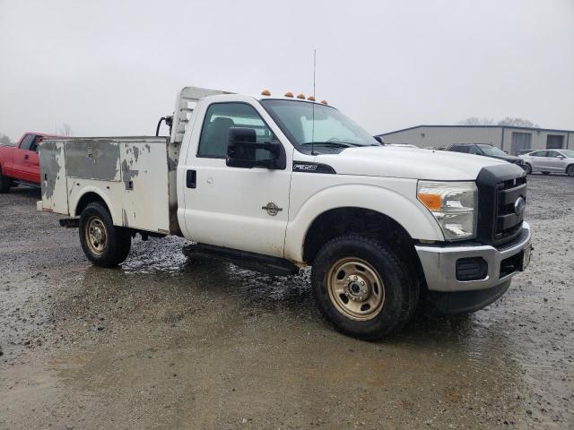 Photo 3 VIN: 1FDRF3FT5BEA47986 - FORD F350 