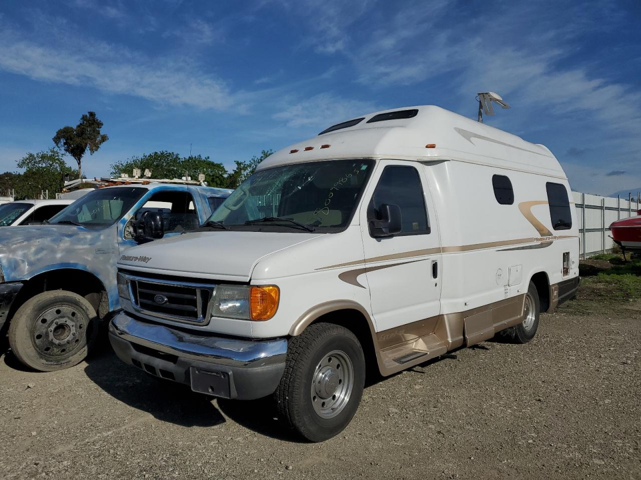 Photo 1 VIN: 1FDSE34LX6HB14917 - FORD ECONOLINE 