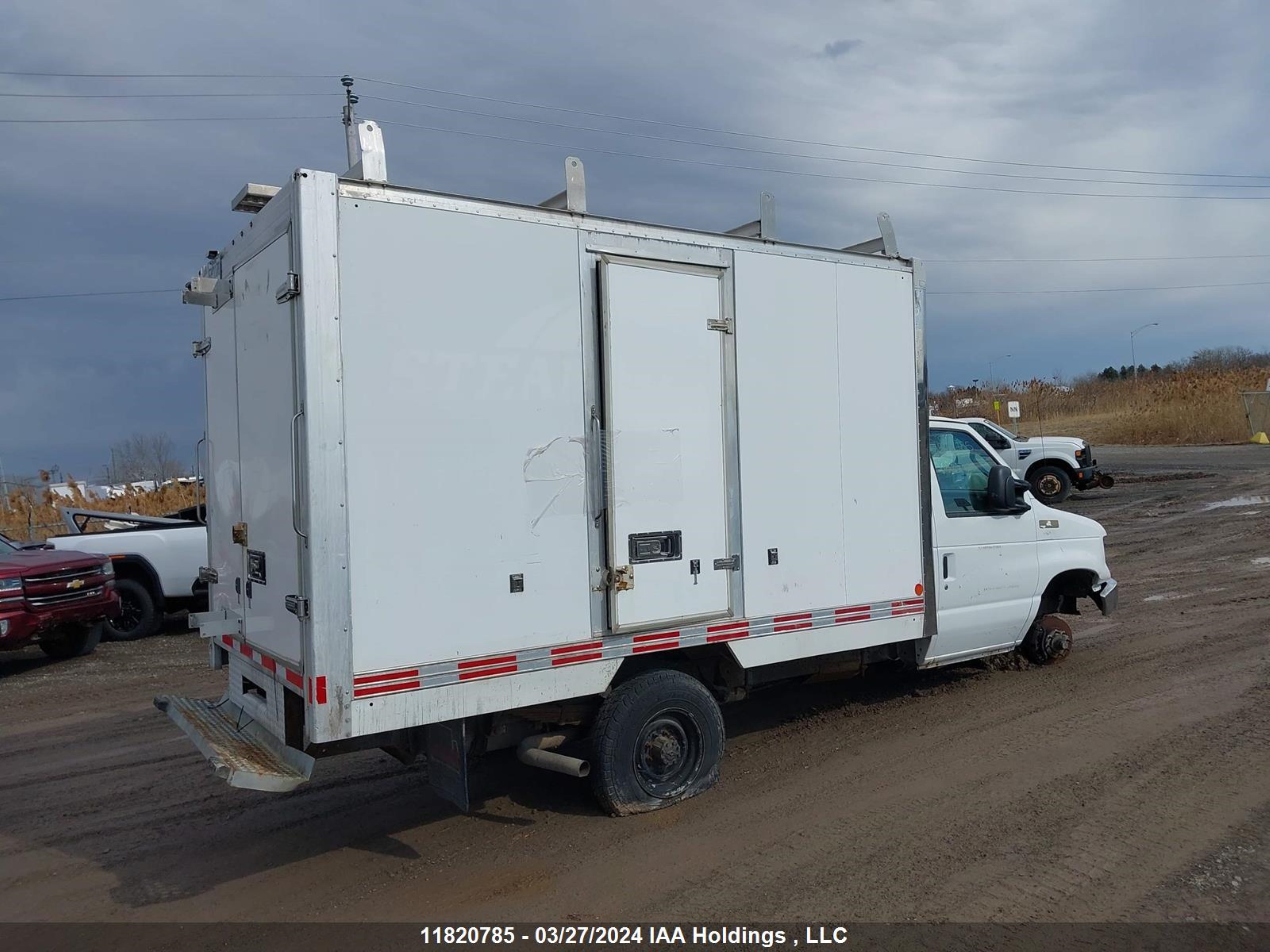 Photo 3 VIN: 1FDSE3FL3CDA25125 - FORD ECONOLINE 