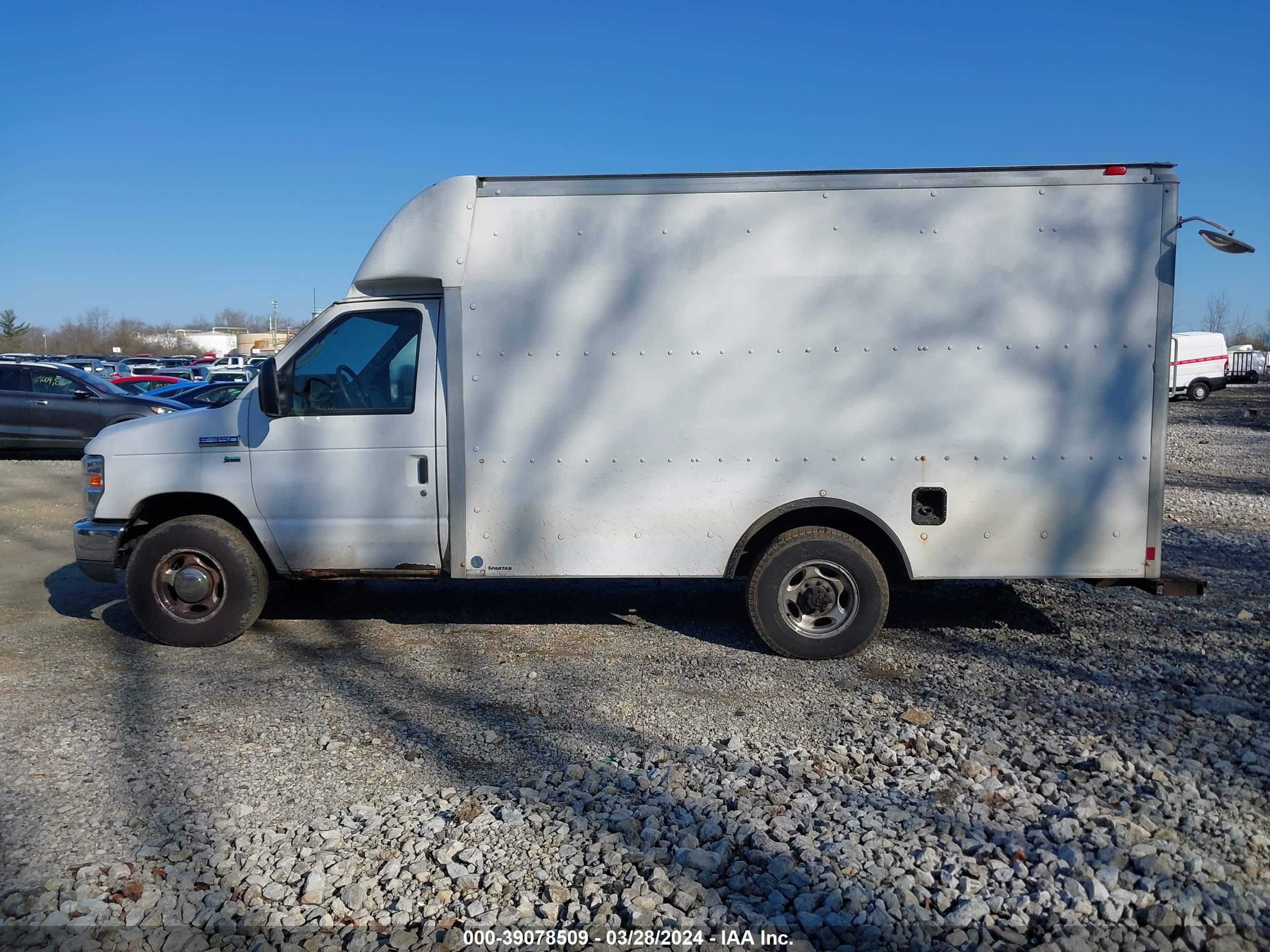 Photo 16 VIN: 1FDSE3FL6CDA60466 - FORD ECONOLINE 