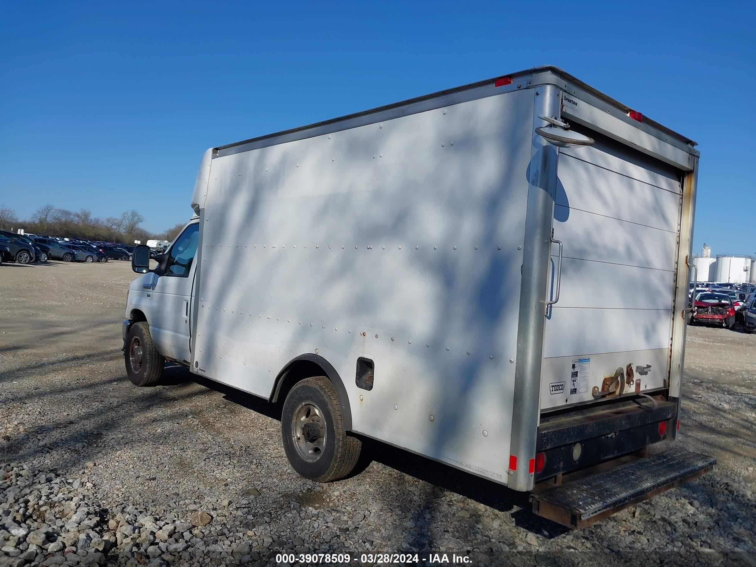 Photo 2 VIN: 1FDSE3FL6CDA60466 - FORD ECONOLINE 