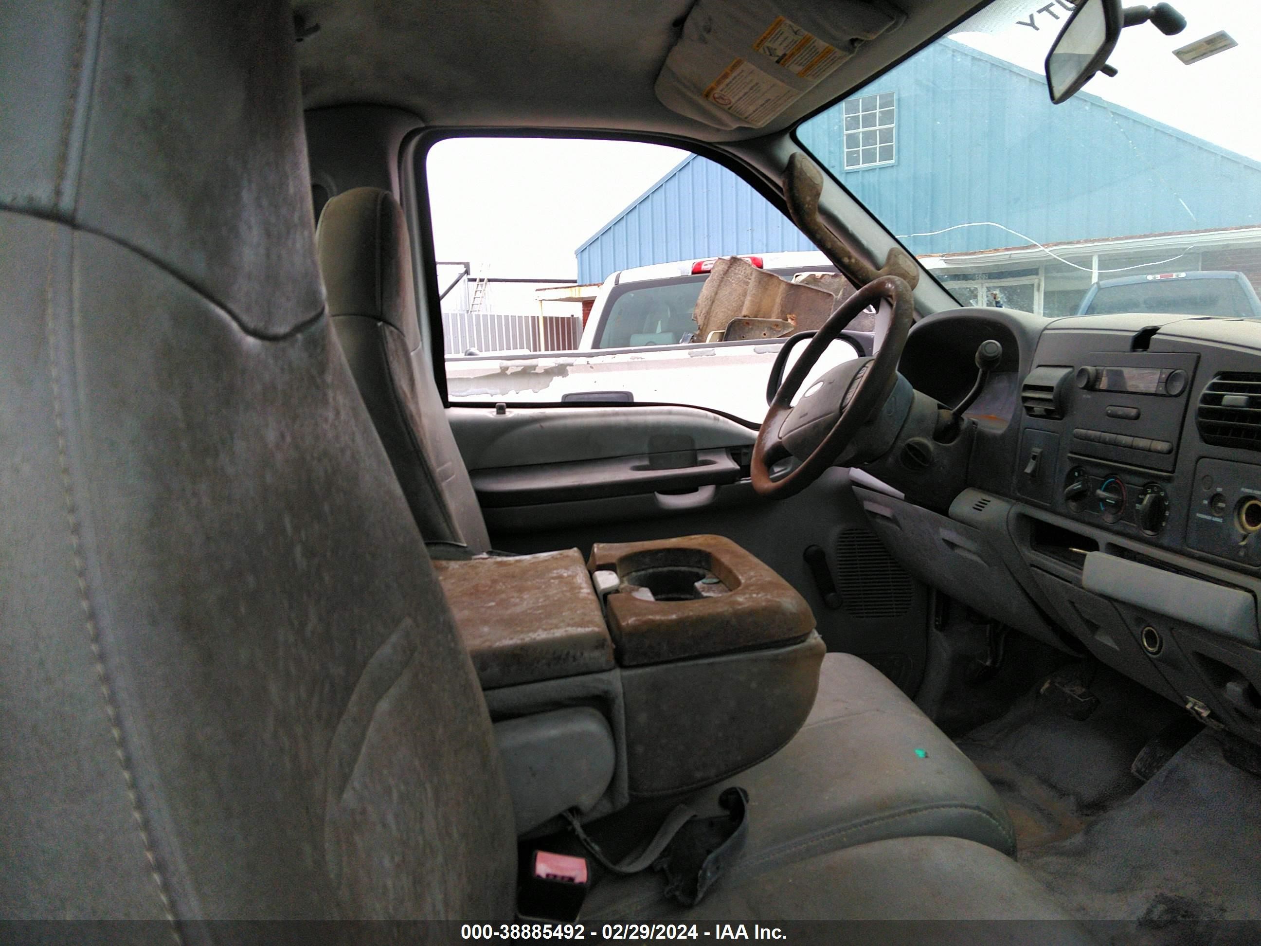 Photo 4 VIN: 1FDSF20P17EB32120 - FORD F250 