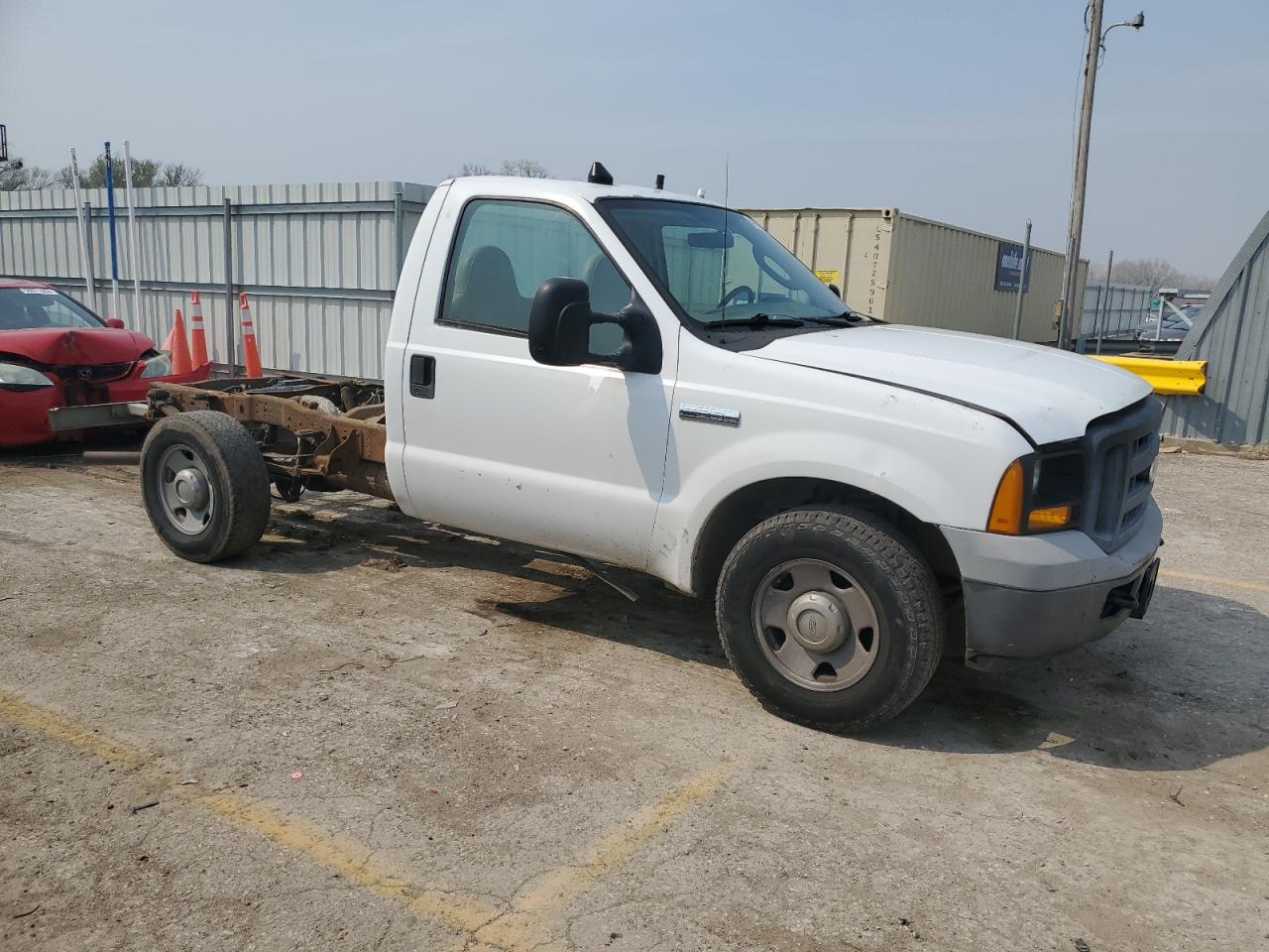 Photo 3 VIN: 1FDSF30516EB15380 - FORD F350 