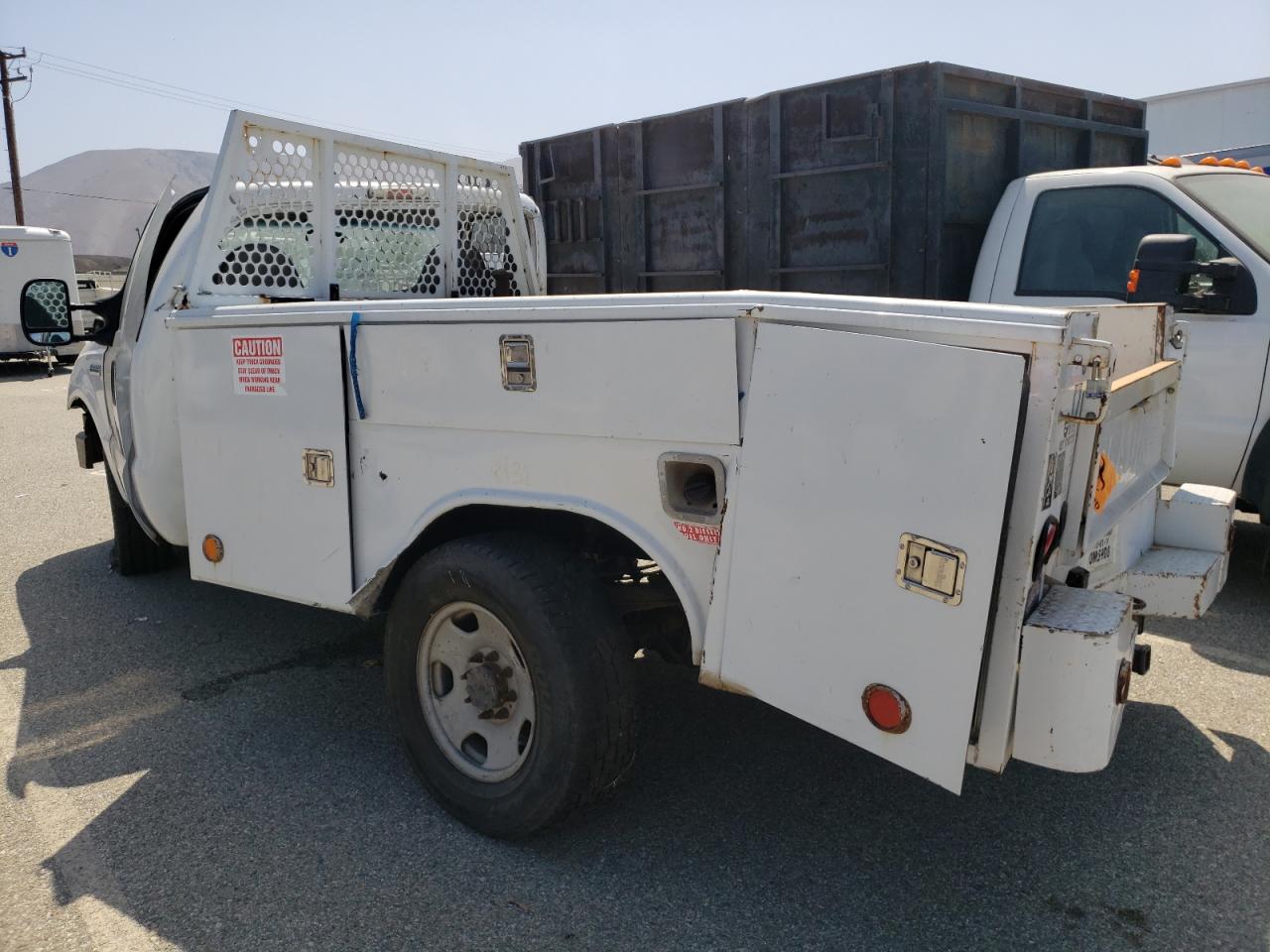 Photo 2 VIN: 1FDSF35P17EA63731 - FORD F350 