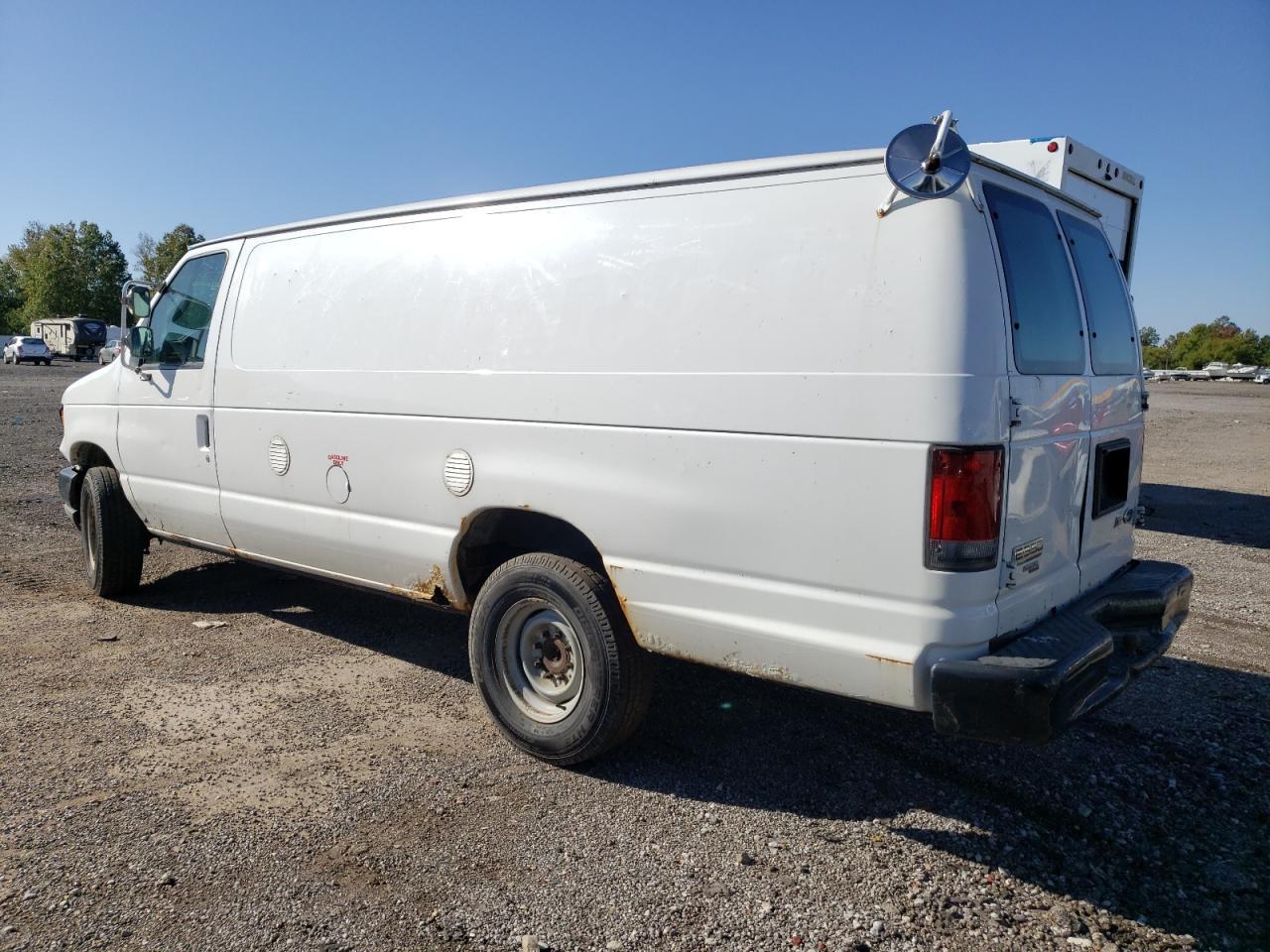 Photo 1 VIN: 1FDSS3EL7BDA76300 - FORD ECONOLINE 