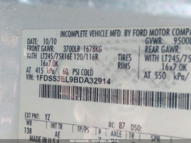 Photo 8 VIN: 1FDSS3EL9BDA32914 - FORD E-350 SUPER DUTY 