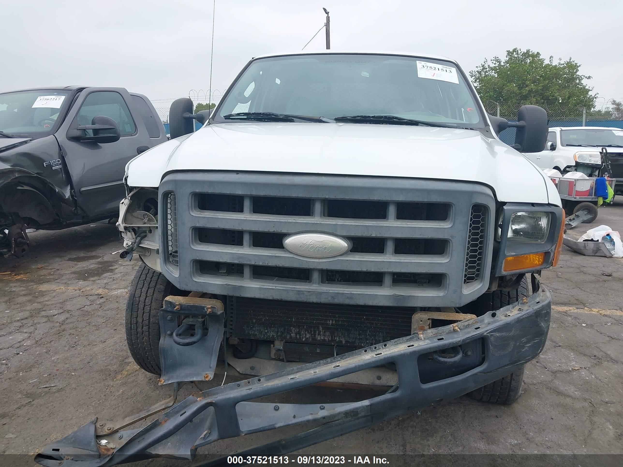 Photo 11 VIN: 1FDSW21P05ED02523 - FORD F250 