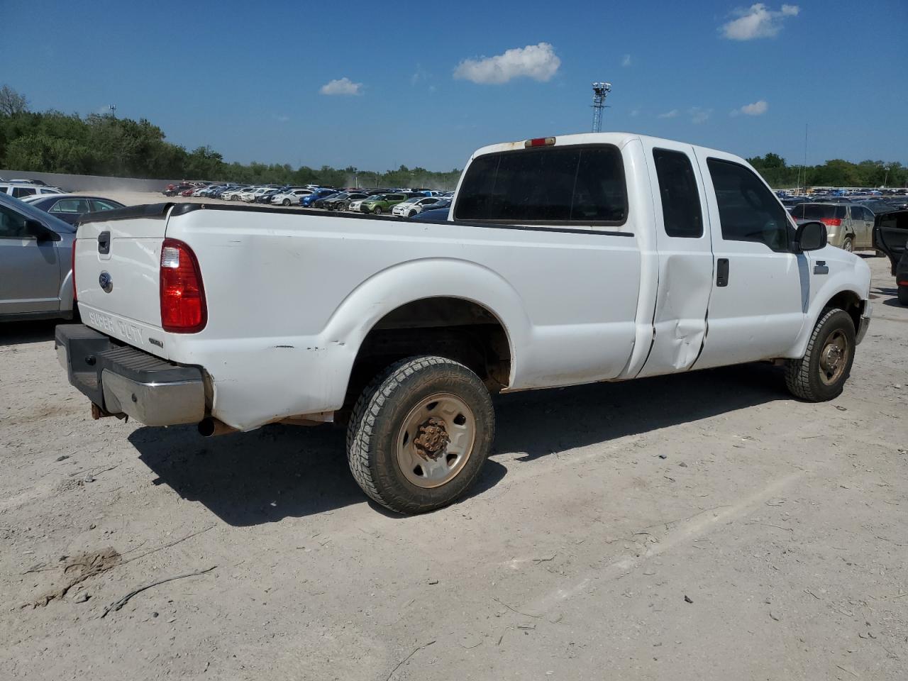 Photo 2 VIN: 1FDSX20595EA47240 - FORD F250 