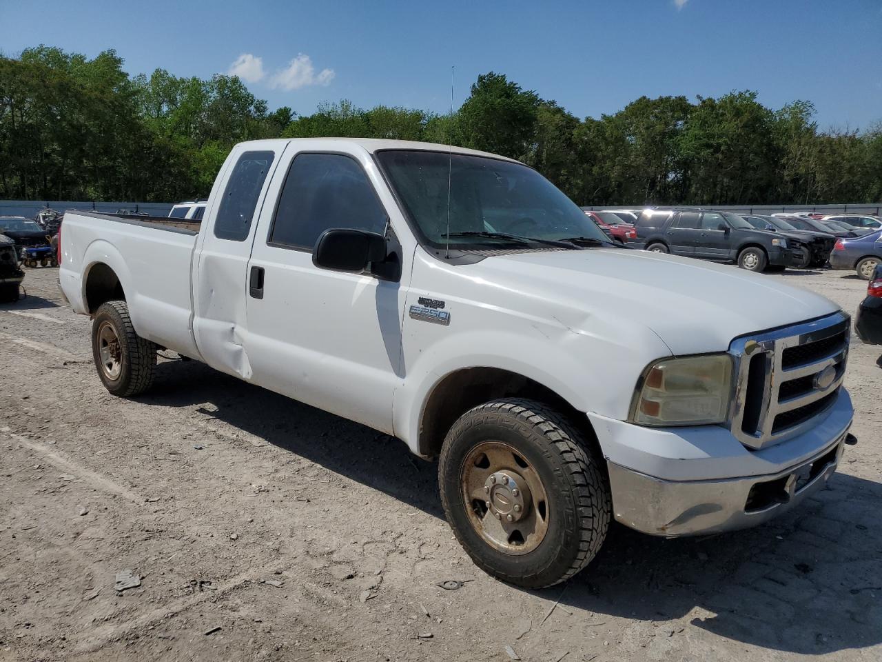 Photo 3 VIN: 1FDSX20595EA47240 - FORD F250 