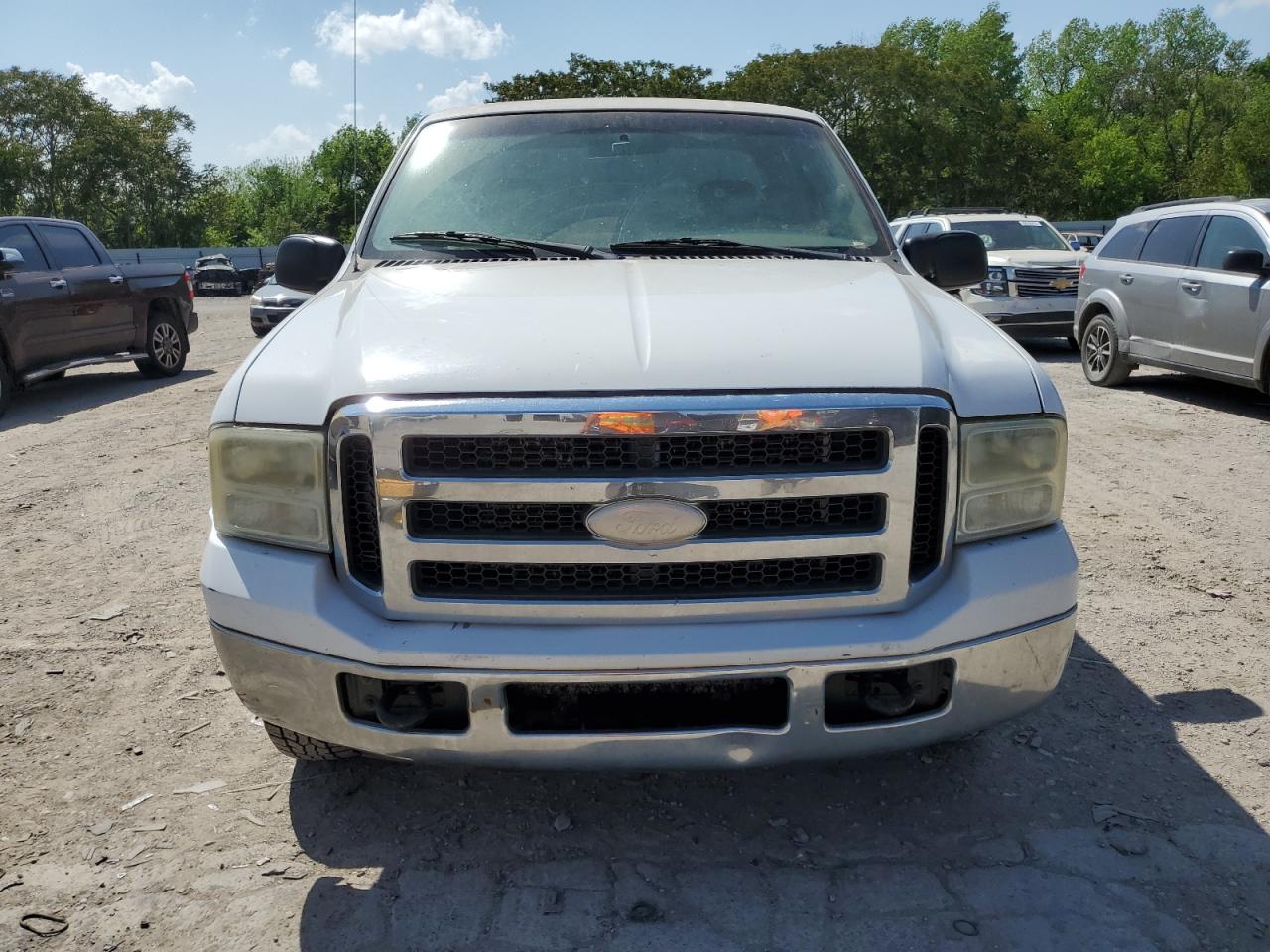 Photo 4 VIN: 1FDSX20595EA47240 - FORD F250 