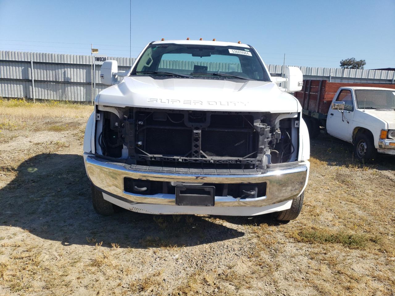 Photo 4 VIN: 1FDUF4GT0KDA05360 - FORD F450 