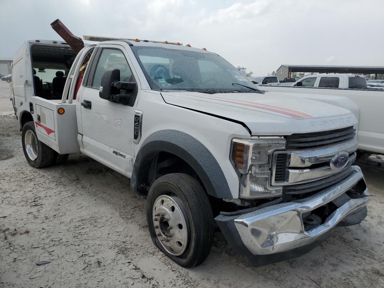 Photo 3 VIN: 1FDUF4GT0KEC52730 - FORD F450 