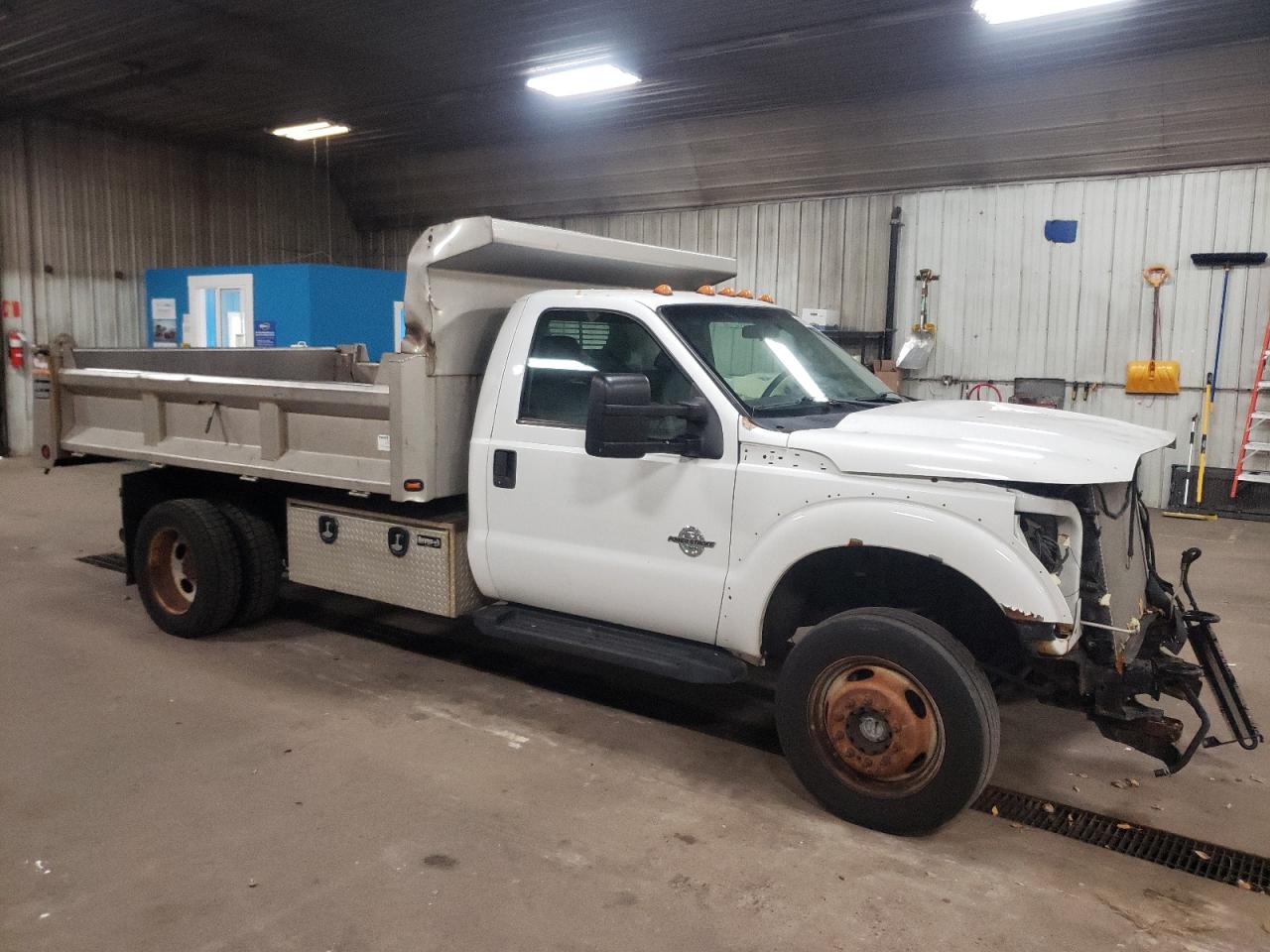 Photo 3 VIN: 1FDUF4HT3FED70131 - FORD F450 