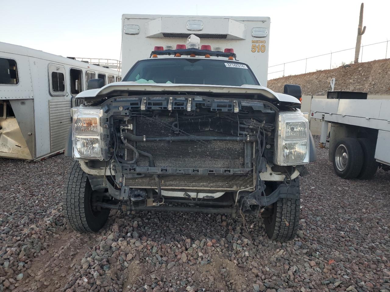 Photo 8 VIN: 1FDUF4HT8DEA81355 - FORD F450 