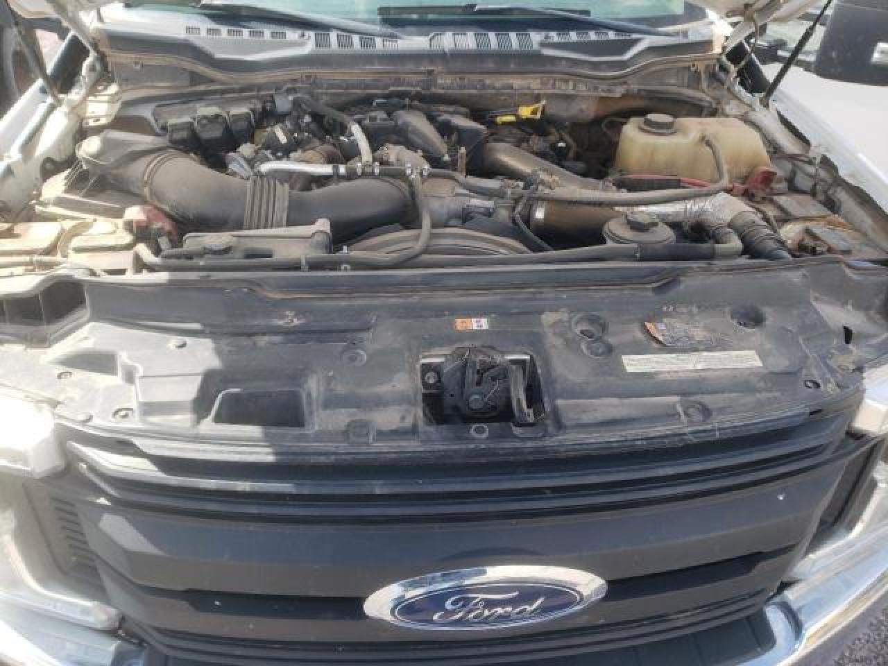 Photo 11 VIN: 1FDUF5GT0JEC07842 - FORD F550 