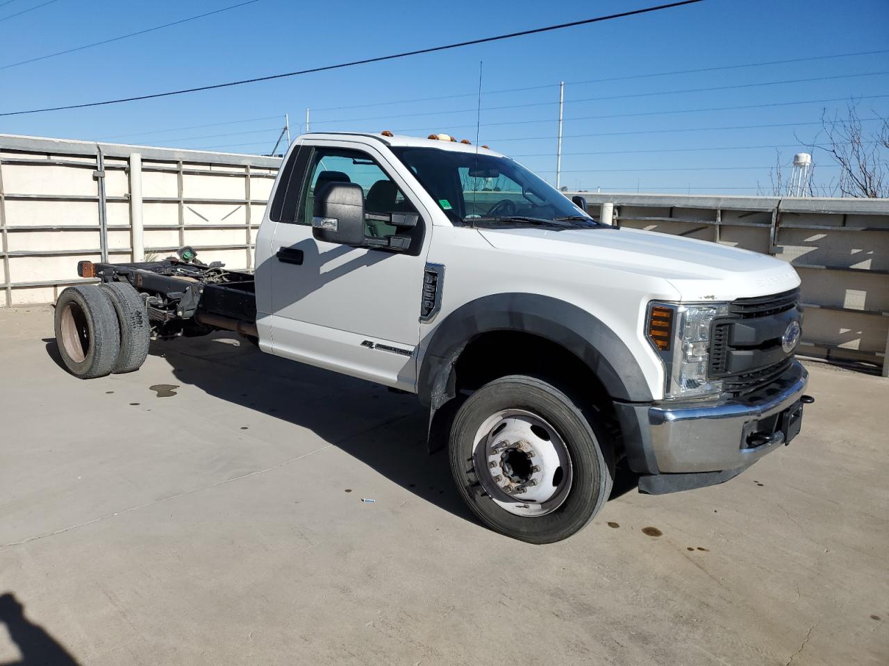 Photo 3 VIN: 1FDUF5GT0JEC07842 - FORD F550 