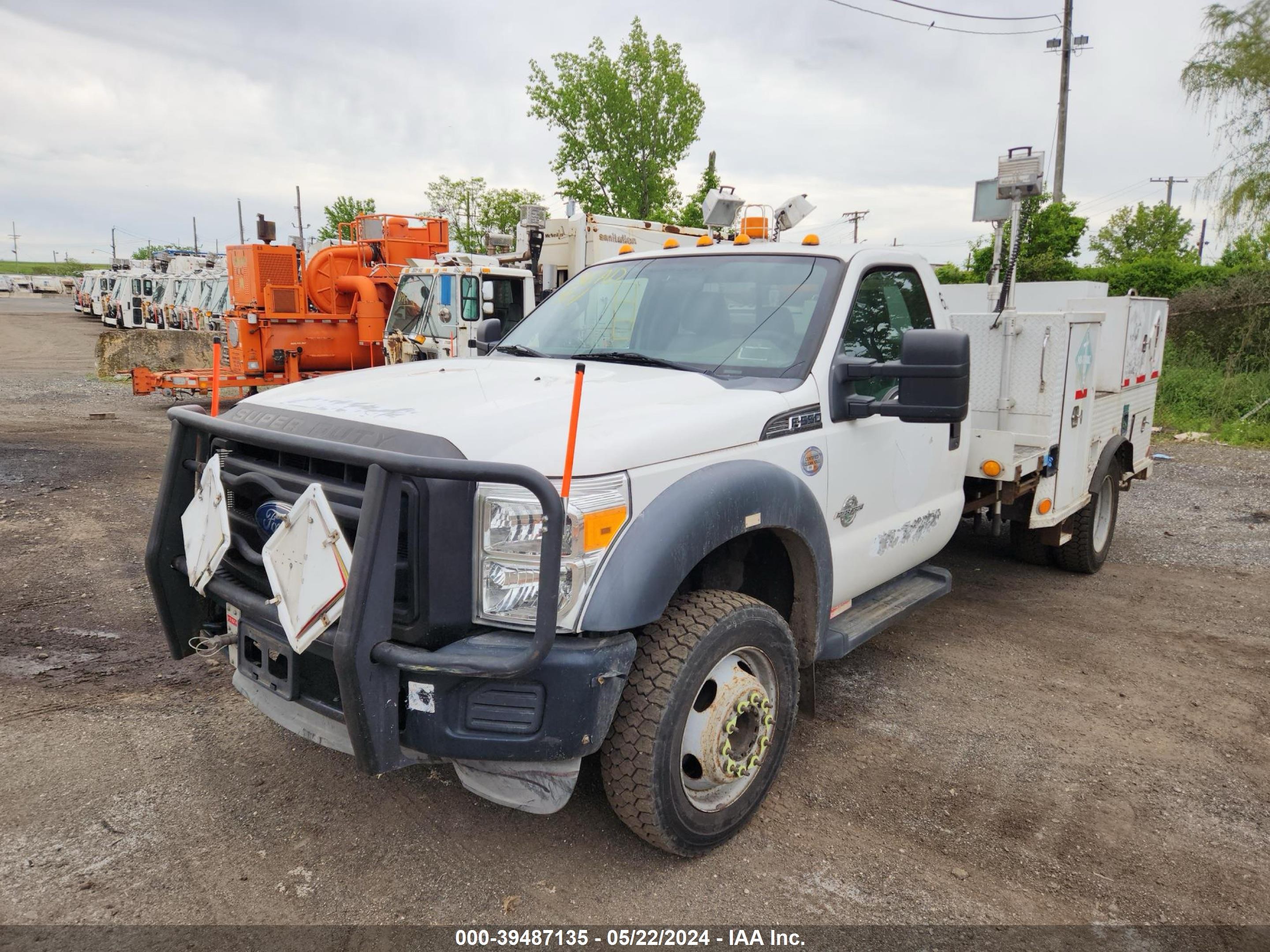 Photo 1 VIN: 1FDUF5GT4BEC31904 - FORD F550 