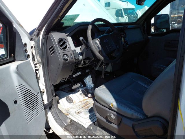 Photo 6 VIN: 1FDUF5GT5GEB80887 - FORD F-550 