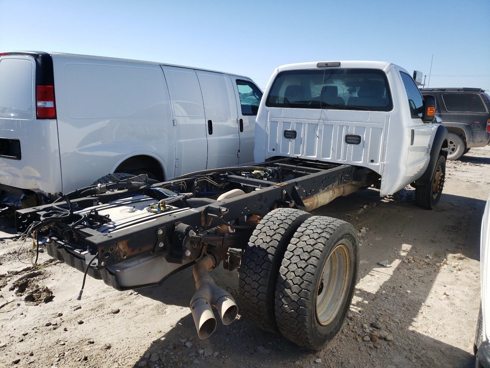 Photo 3 VIN: 1FDUF5GT7GEB79613 - FORD F550 SUPER 