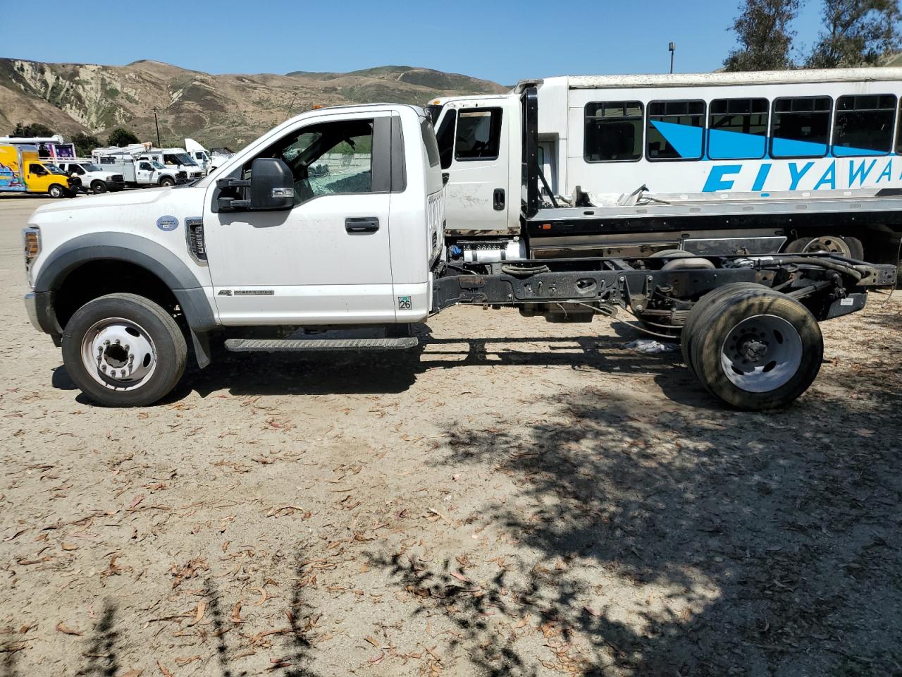 Photo 1 VIN: 1FDUF5GT8HDA05590 - FORD F550 