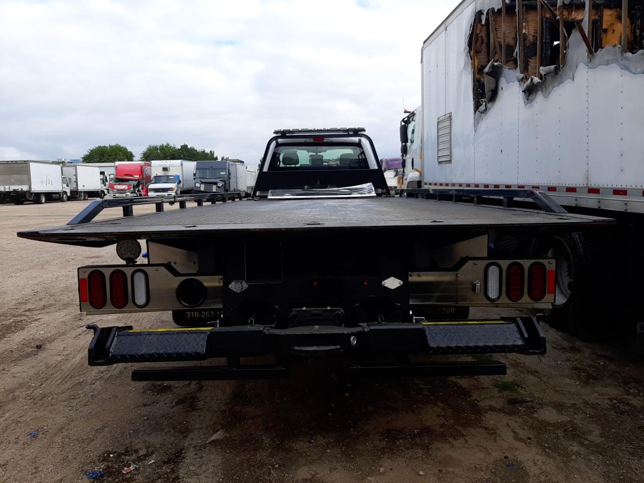 Photo 5 VIN: 1FDUF5GT8NDA20750 - FORD F550 