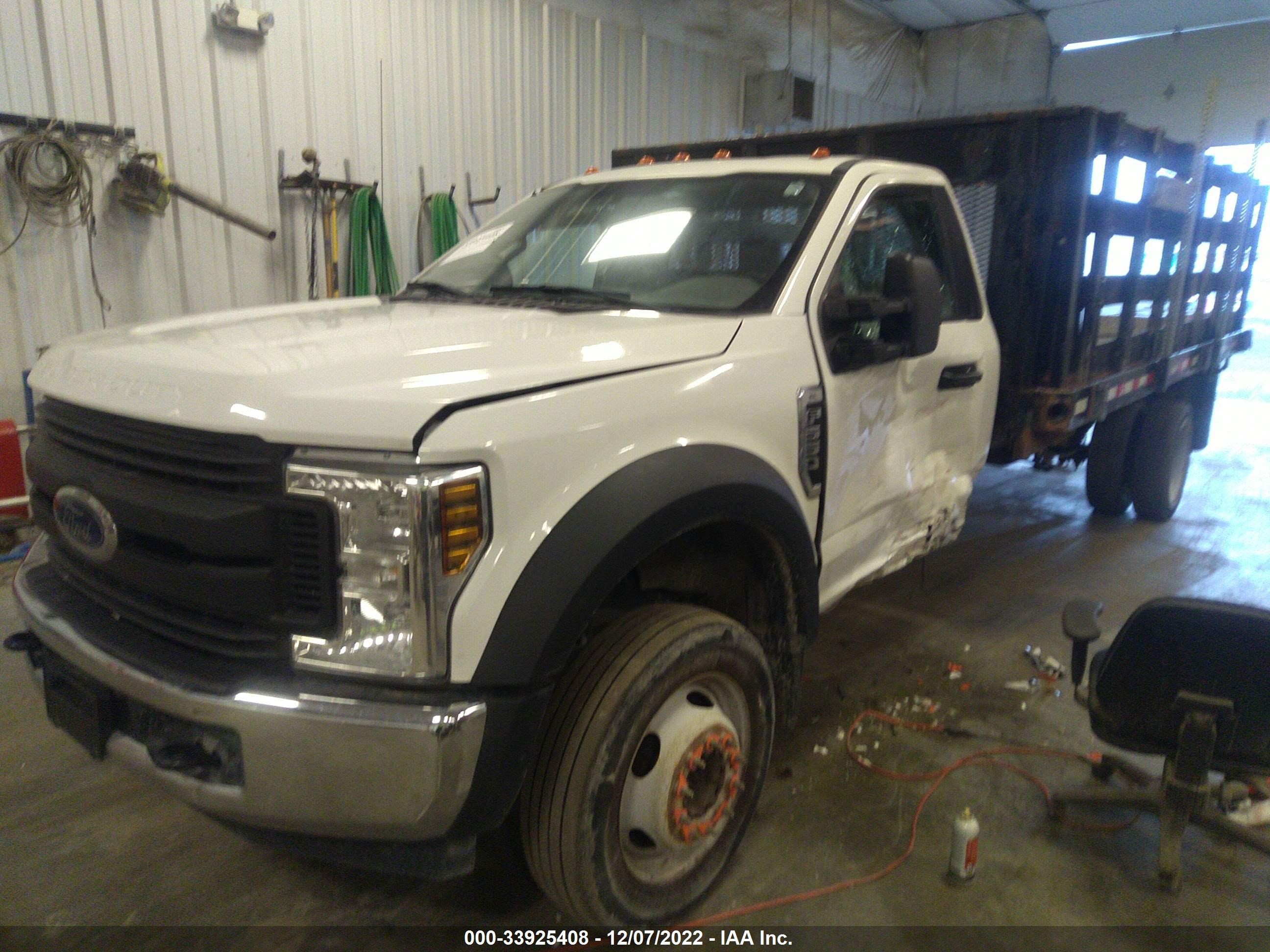 Photo 1 VIN: 1FDUF5GY2JEB61264 - FORD NULL 