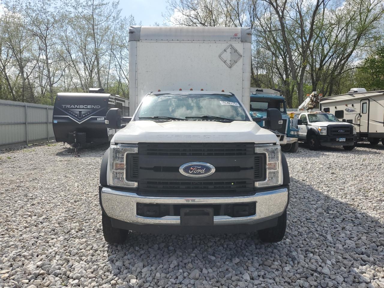 Photo 8 VIN: 1FDUF5GY4JEB43008 - FORD F550 