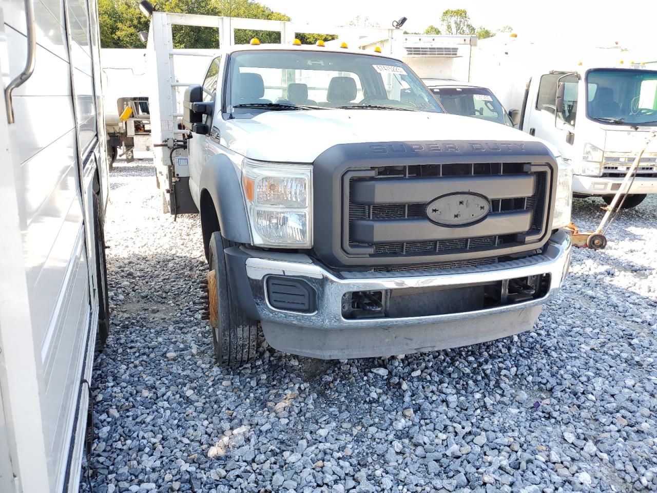 Photo 3 VIN: 1FDUF5GY8BEB00888 - FORD F550 