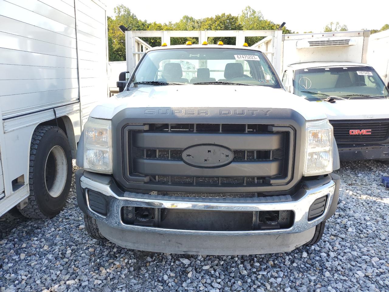 Photo 4 VIN: 1FDUF5GY8BEB00888 - FORD F550 