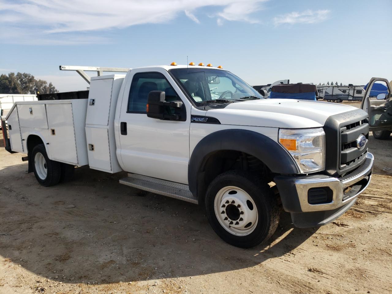 Photo 3 VIN: 1FDUF5GY9GEB88888 - FORD F550 