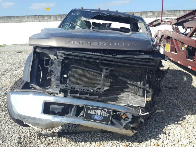 Photo 8 VIN: 1FDUF5HT1KDA08949 - FORD F550 SUPER 