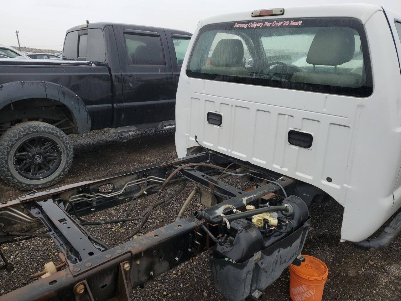 Photo 9 VIN: 1FDUF5HT8GED33938 - FORD F550 