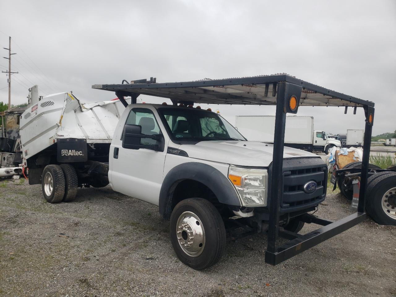 Photo 3 VIN: 1FDUF5HTXGEA86244 - FORD F550 