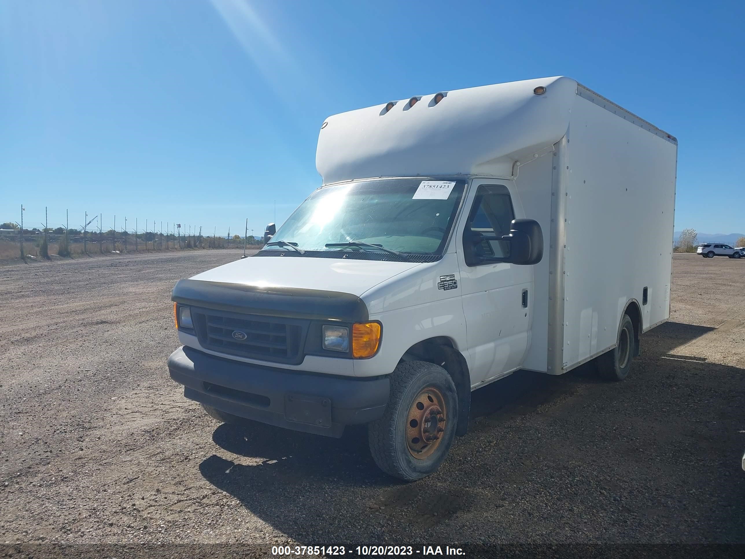 Photo 1 VIN: 1FDWE35L14HA32636 - FORD ECONOLINE 