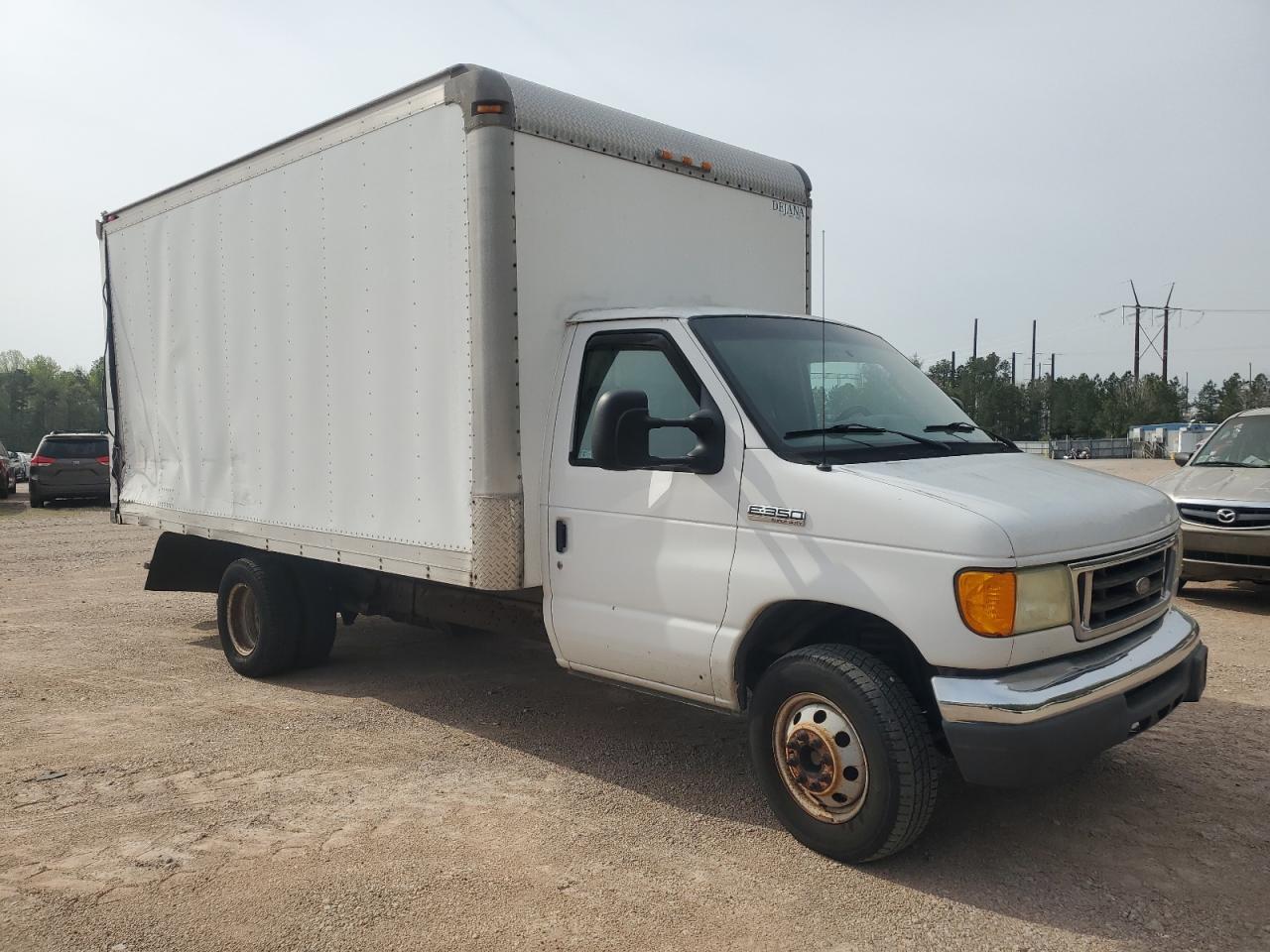 Photo 3 VIN: 1FDWE35L76HB37779 - FORD ECONOLINE 