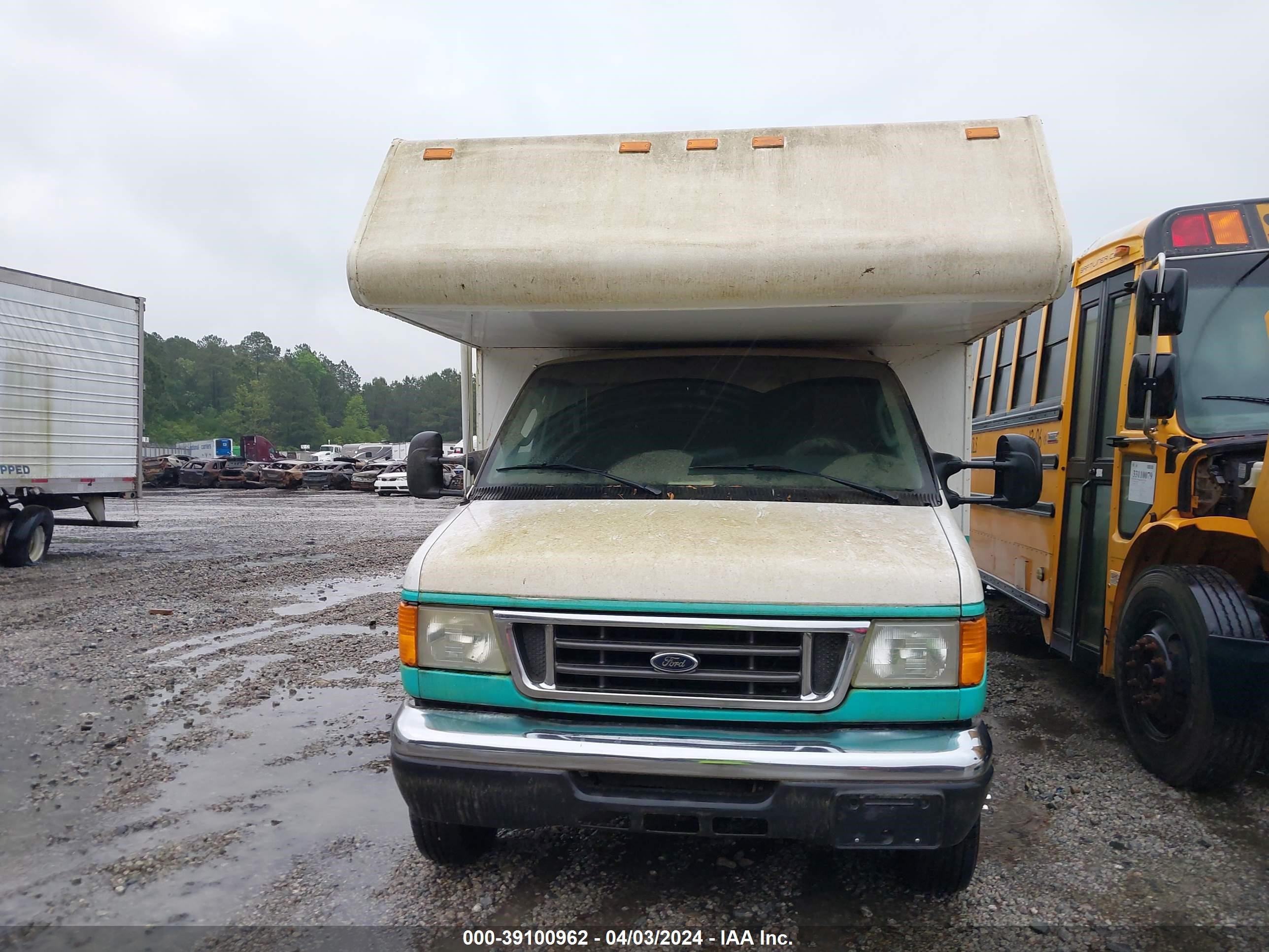 Photo 14 VIN: 1FDWE35L94HA87190 - FORD ECONOLINE 