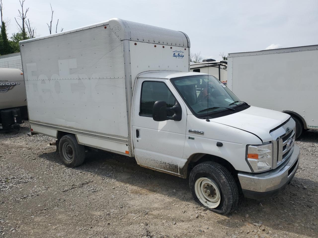 Photo 3 VIN: 1FDWE3F62KDC74851 - FORD ECONOLINE 