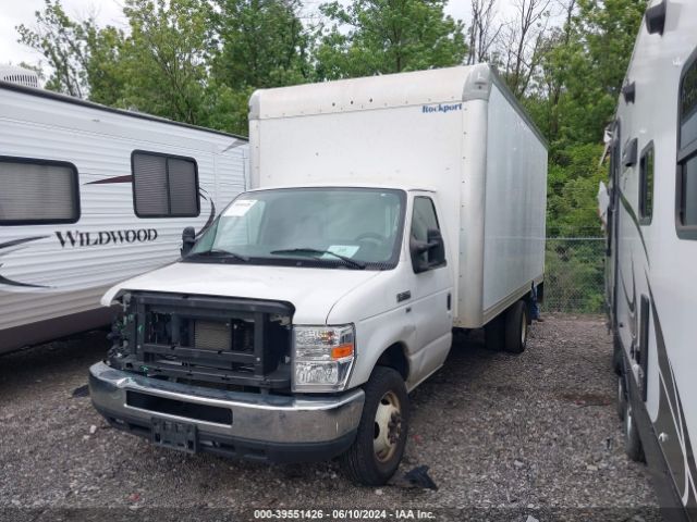 Photo 1 VIN: 1FDWE3F67KDC29534 - FORD E-350 