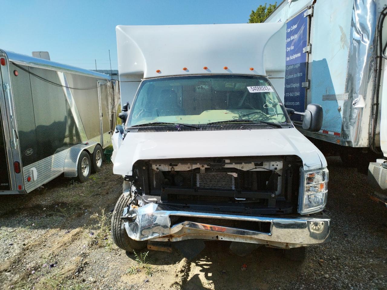 Photo 4 VIN: 1FDWE3FK1MDC09134 - FORD ECONOLINE 