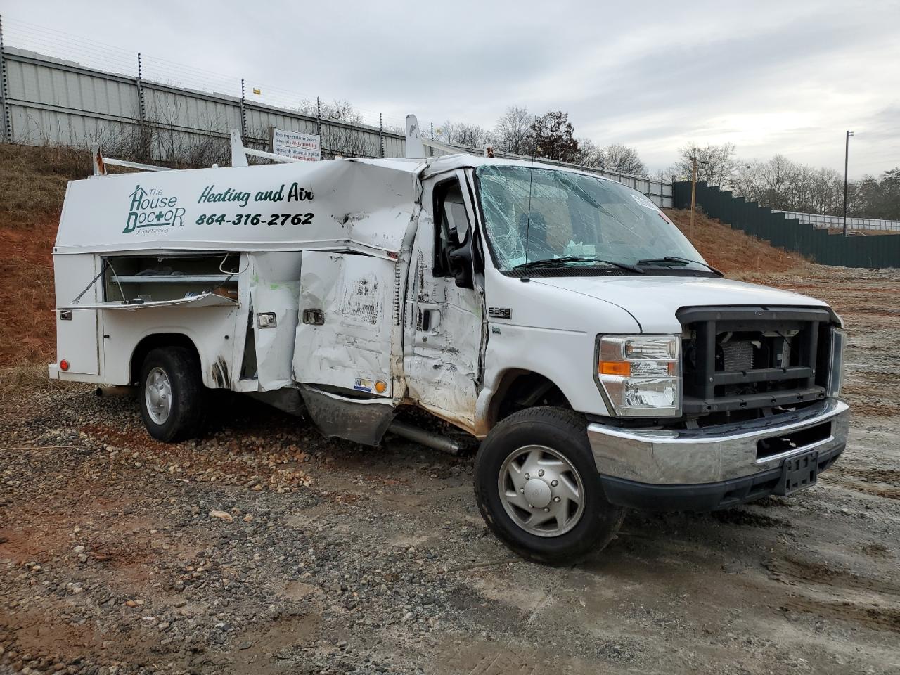 Photo 3 VIN: 1FDWE3FL1DDA50415 - FORD ECONOLINE 