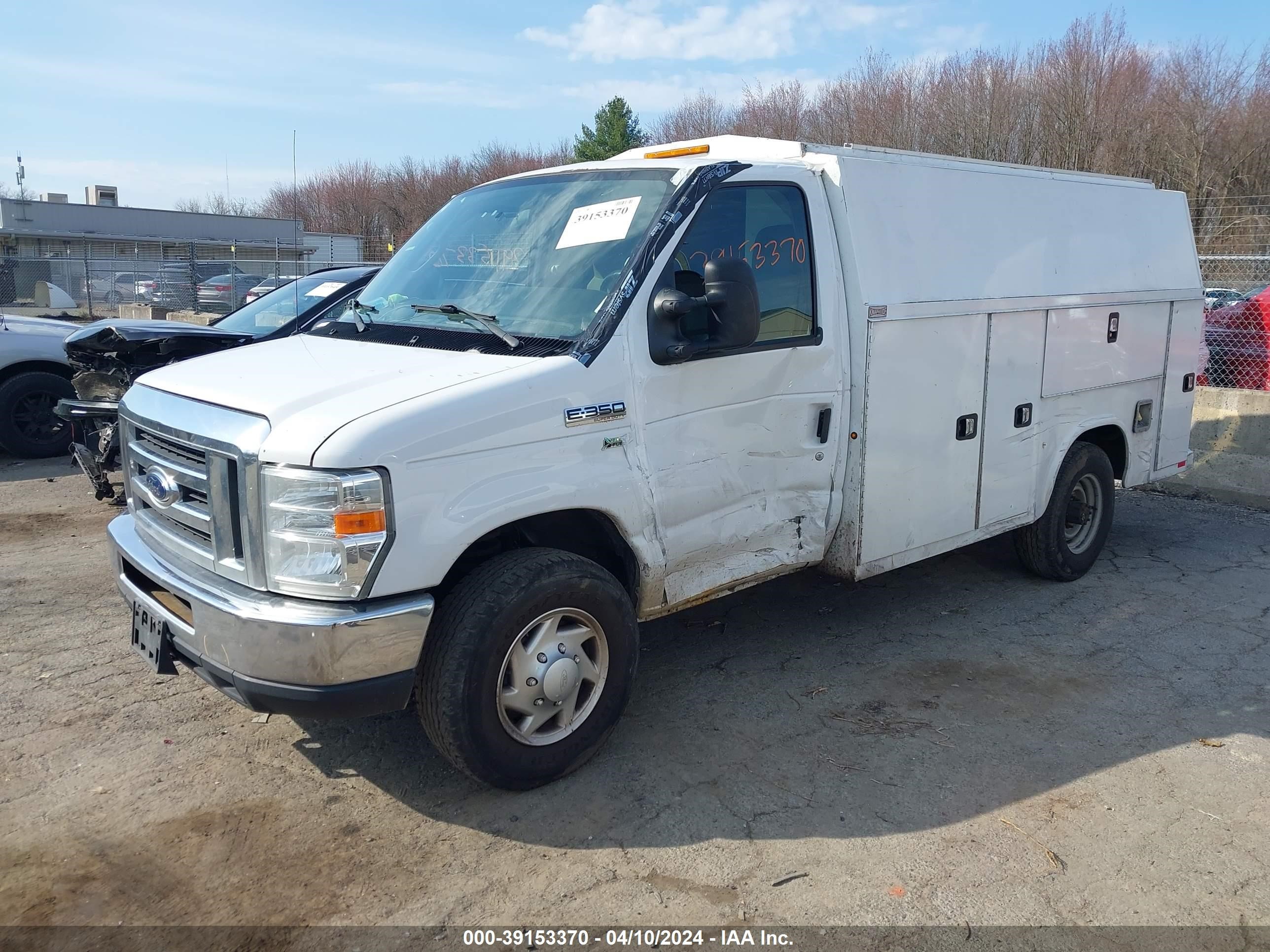 Photo 1 VIN: 1FDWE3FL1GDC42096 - FORD NULL 