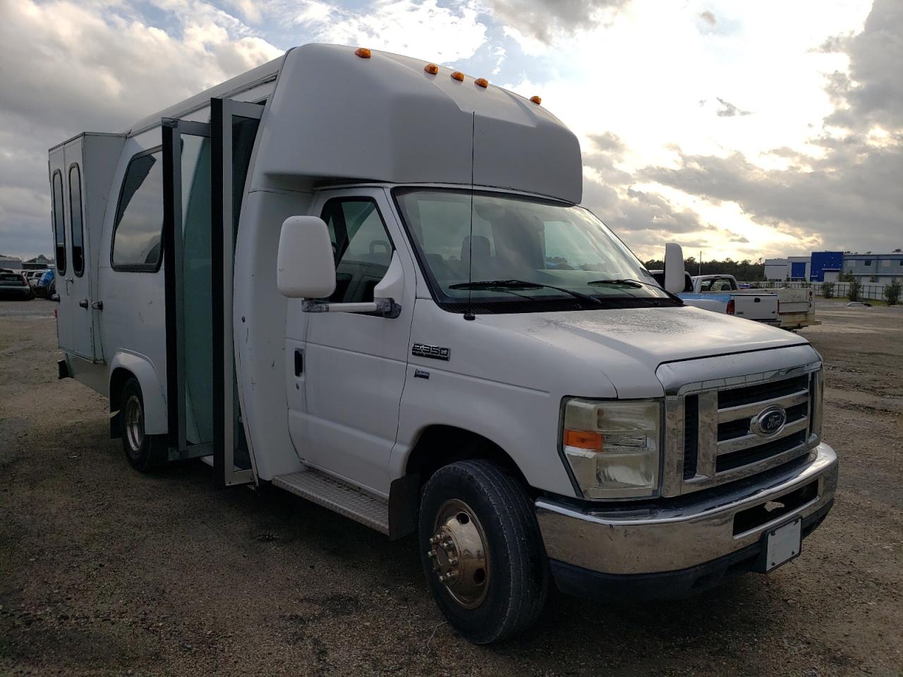 Photo 3 VIN: 1FDWE3FL2DDA26432 - FORD ECONOLINE 